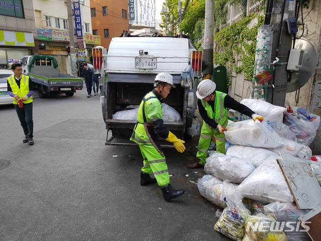 동작구 생활폐기물 자원회수시설로 직송…쓰레기 악취 해소 