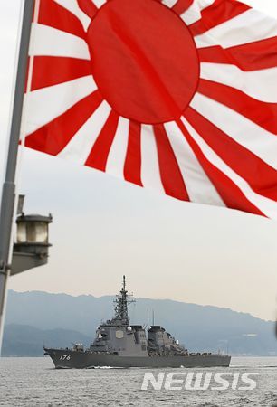 일본 방위상, 정 국방장관에 '욱일기 문제' 유감 거듭 표명