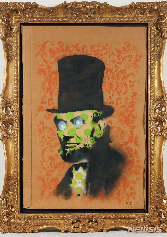 【서울=뉴시스】 필립스 홍콩경매, Banksy_Abe Lincoln,89*62,cm,2008, 추정가  USD128,000~256,000