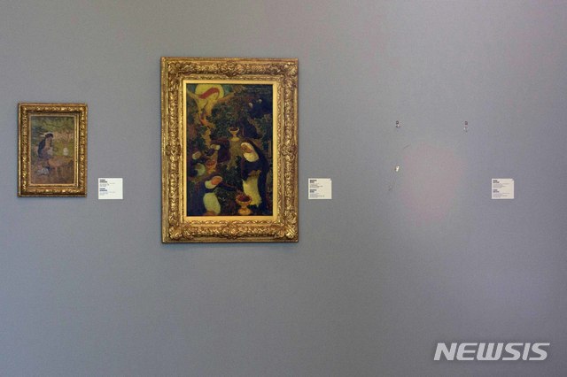 【로테르담=AP/뉴시스】네덜란드의 한 미술관이 도난당했던 거장 파블로 피카소의 작품이 루마니아에서 발견됐다고 미국 공영라디오(NPR)이 18일(현지시간) 보도했다. 사진은 2012년 10월 16일 로테르담 쿤스탈 미술관 도난사건 현장. 2018.11.19.