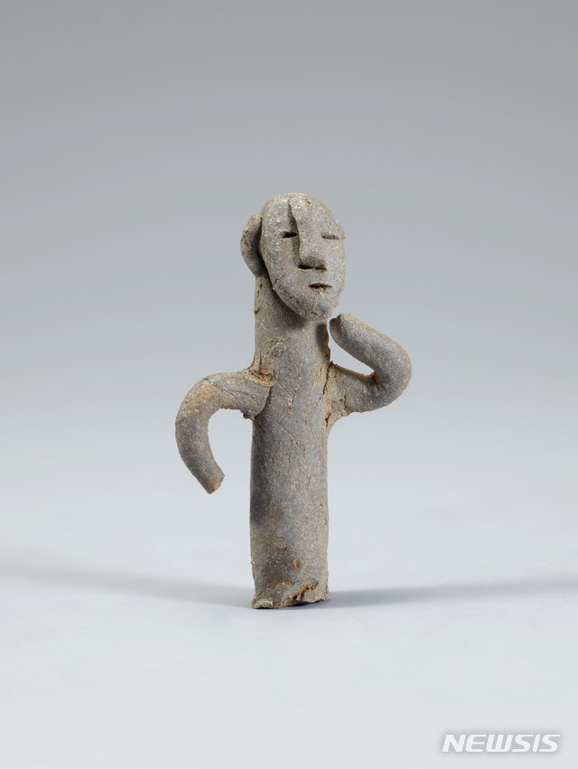 사람 모양 토우, 5세기