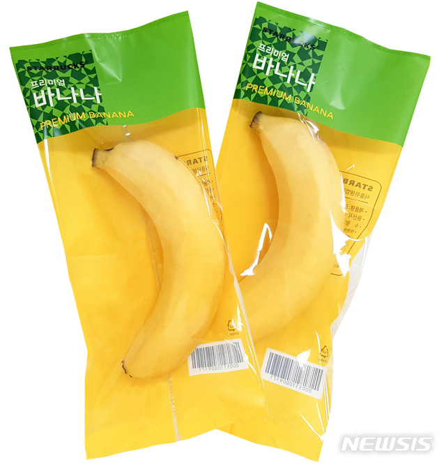 【서울=뉴시스】스타벅스 매장에서 판매되는 바나나 제품. 2018.12.23(사진=뉴시스 DB) photo@newsis.com