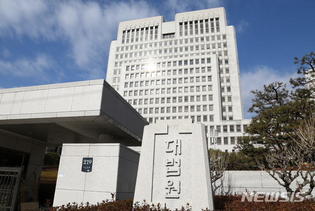 김명수 사법부, 개혁 재가동 할까...변화 신호탄은 인사?