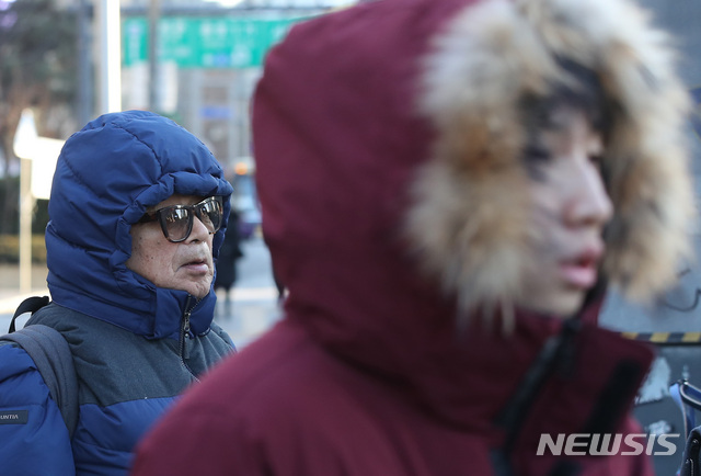 전북, 서해안 눈 찬바람에 기온 뚝…9개 시군 한파특보