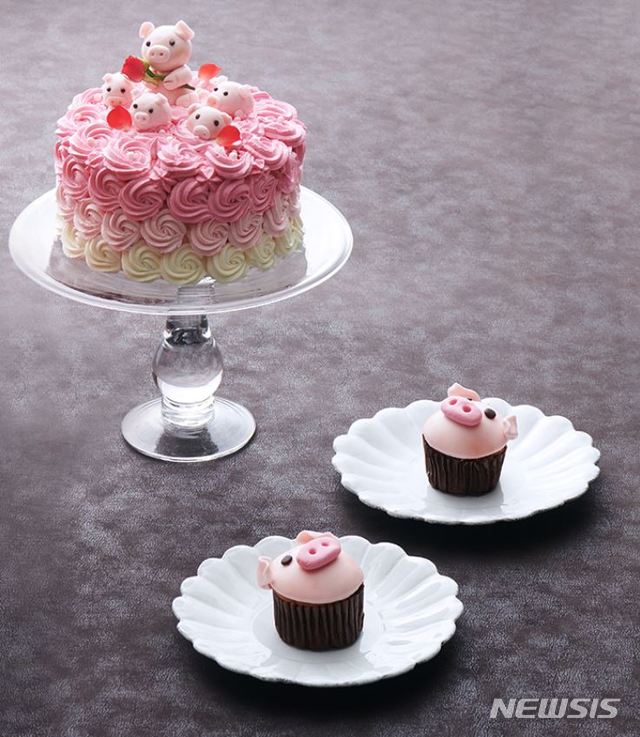 '피기 드림 케이크'(왼쪽 위)와 '피기 컵케이크'