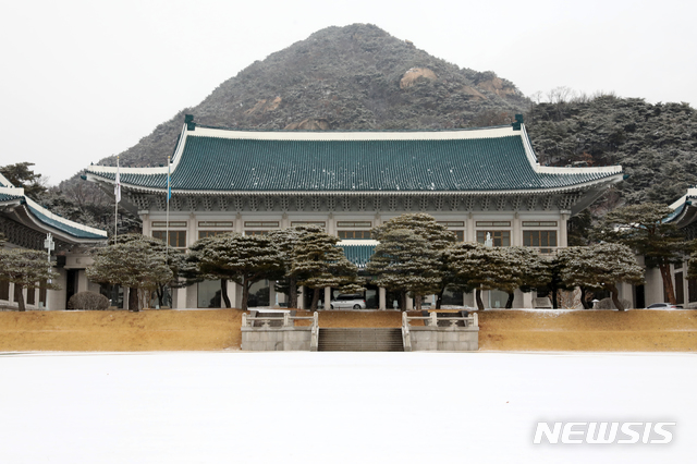 靑, 이미선 임명 강행 수순 들어갈 듯…"판단 변화 없다"