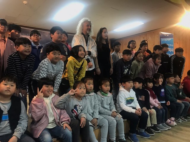미샤·릴리 마이스키 & 원량 초등학교 학생들