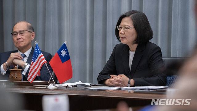 차이잉원 대만 총통은 9일(현지시간) 중국의 군사적 위협에 맞서기 위해서는 미국이 대만에 대한 관여를 확대해야 한다고 강조했다.(사진출처: 대만 총통부 홈페이지 캡처) 2019.04.10