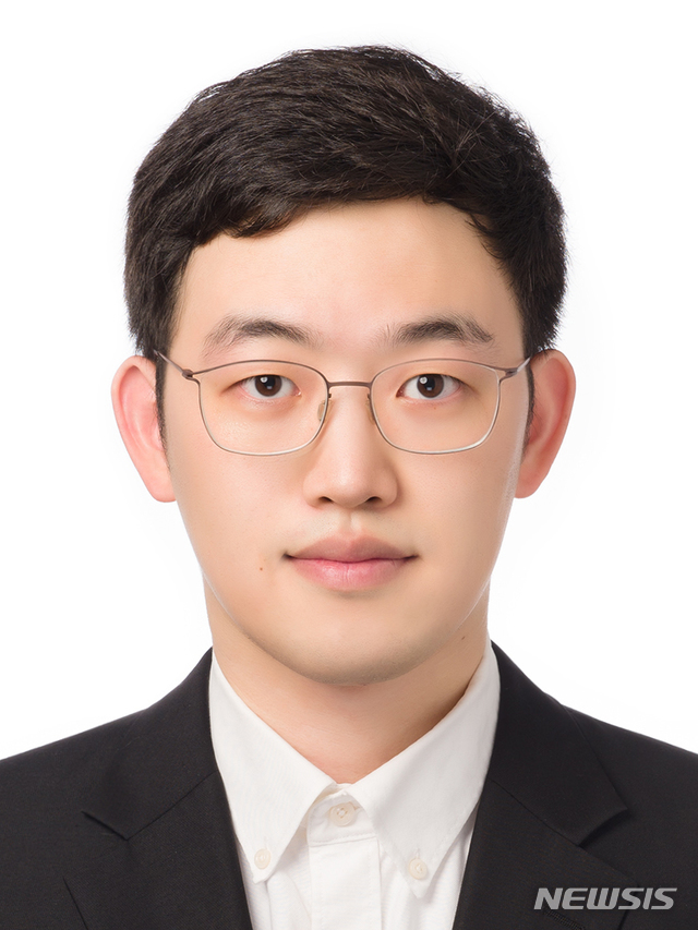 【전주=뉴시스】윤난슬 기자 = 전북대 기계설계공학부(나노바이오기계시스템공학전공)를 졸업한 강경인(29)씨.