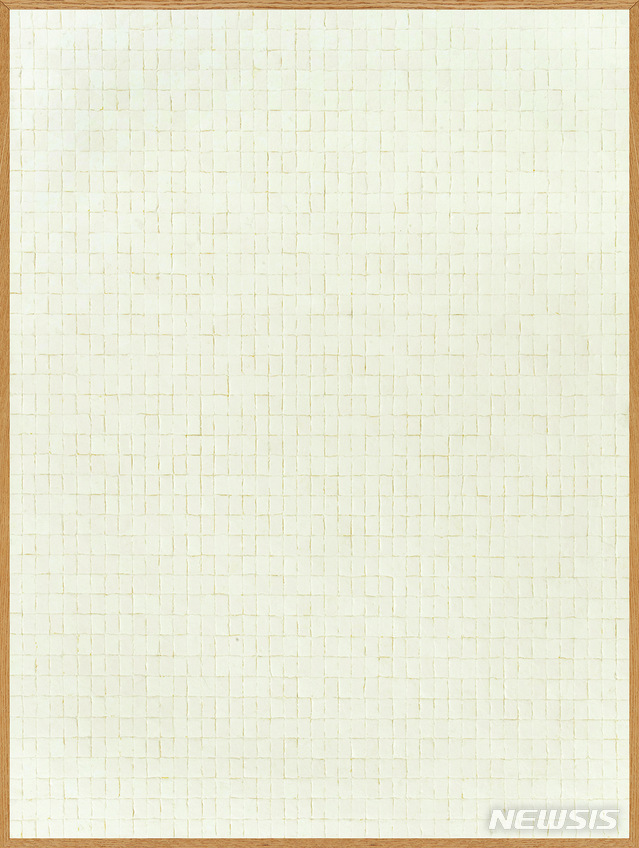 【서울=뉴시스】정상화, 무제 06-1-3, 캔버스에 아크릴릭, 130.3×97cm, 2006