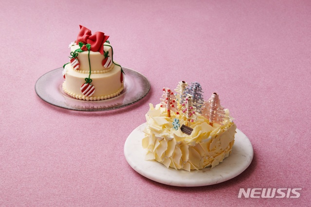 [서울=뉴시스]서울 웨스틴조선호텔 '조선델리'의 '크리스마스 케이크'  