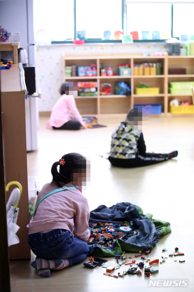 울산 유치원·초등 개학 연기에 긴급돌봄 참여 늘었다