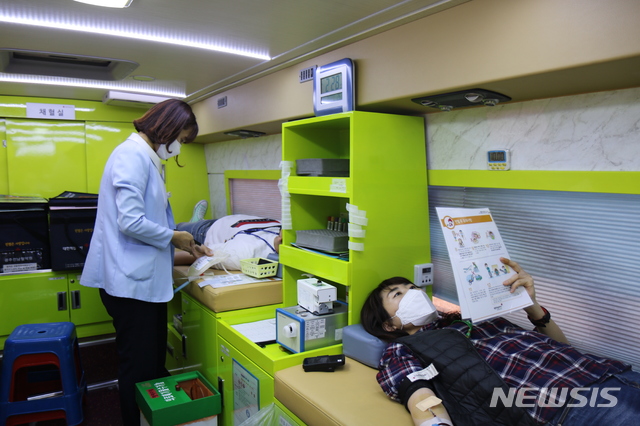 광주복지재단, 코로나19 극복 헌혈·모금···100명 동참