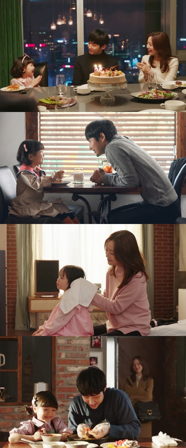 [서울=뉴시스] tvN 새 수목극 '악의 꽃'에서 가족으로 출연하는 이준기, 문채원, 정서연. (사진 = tvN) 2020.07.01. photo@newsis.com
