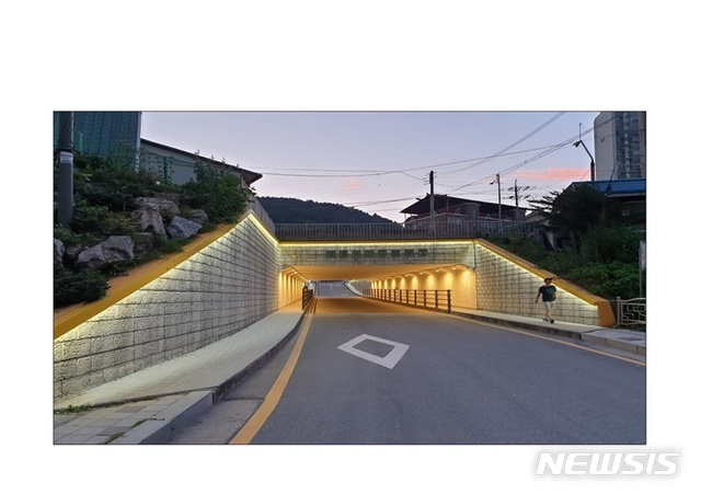 가평군 청평 지하차도 범죄예방환경개선사업 완료.