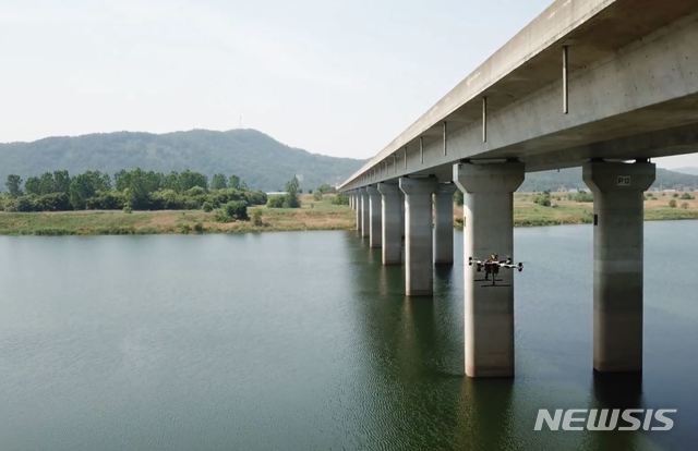 작업시간 40% 단축…'드론'으로 교량 점검 본격화 