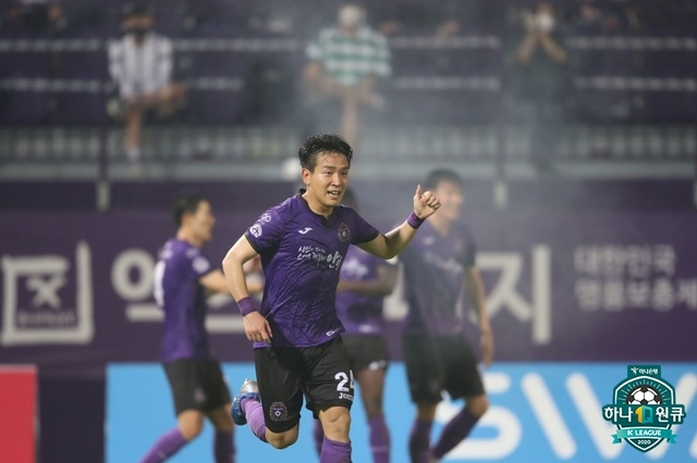 [서울=뉴시스] 프로축구 K리그2 FC안양이 올 시즌 첫 연승을 달렸다. (제공=프로축구연맹)