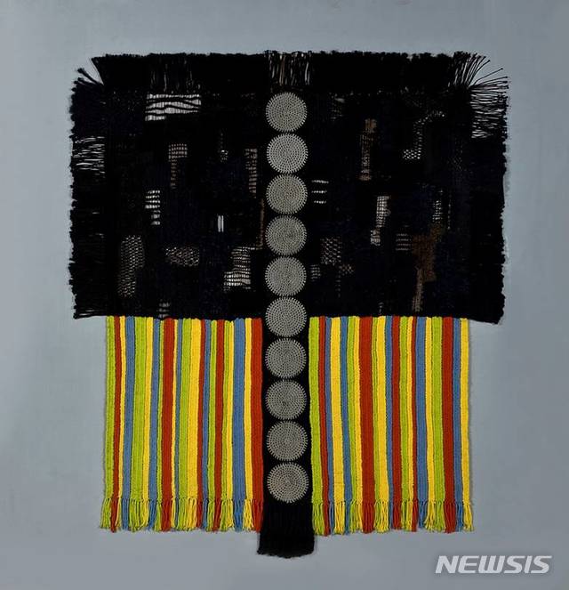 [서울=뉴시스] 박래현, 작품, 1970-73, 태피스트리, 119.2x119cm, 개인 소장