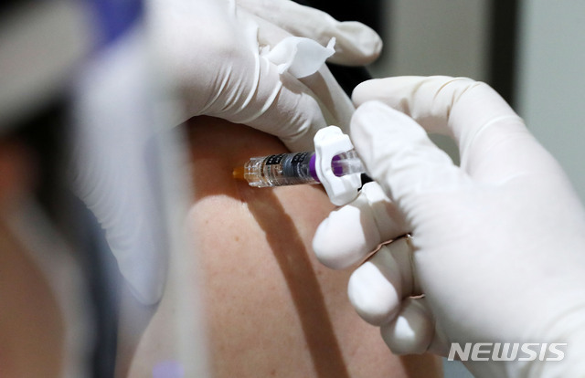 인천서 독감 백신 접종한 70대 남성 사망…10대에 이어 2번째