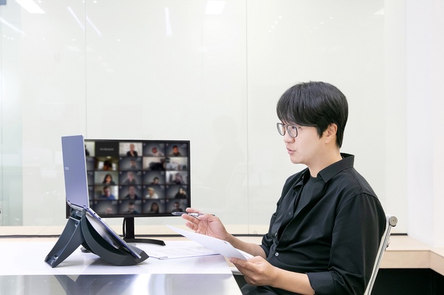 [서울=뉴시스] 윤석준 Global CEO. 2020.11.03. (사진 = 빅히트 엔터테인먼트 제공) photo@newsis.com 