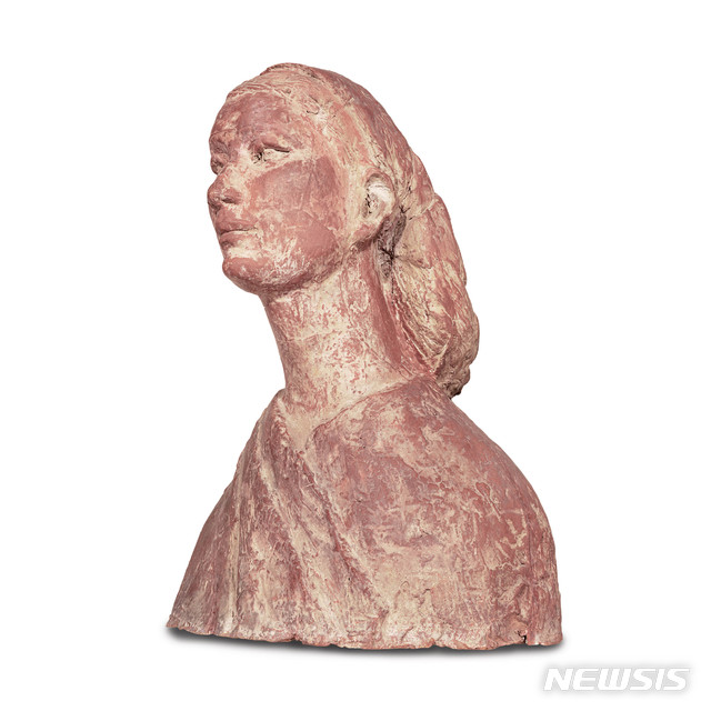 [서울=뉴시스] 권진규, 상경,terracotta, 32.2×24.3×42.2(h)cm, 1968 2억 000만~ 5억원.
