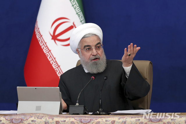 [테헤란=AP/뉴시스]하산 로하니 이란 대통령. 2021.1.6.