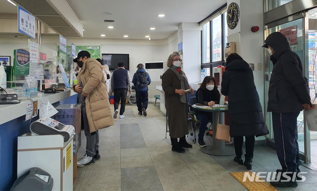 춘천시 퇴계동 통장들 코로나 방역 자원봉사