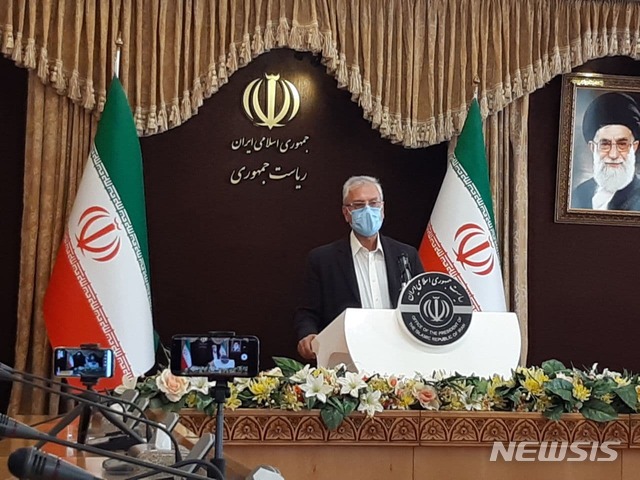 [서울=뉴시스]알리 라비에이 이란 정부 대변인이 1월19일 정례 기자회견에서 발언하고 있다. 사진은 이란 정부 홈페이지 갈무리. 2021.01.20