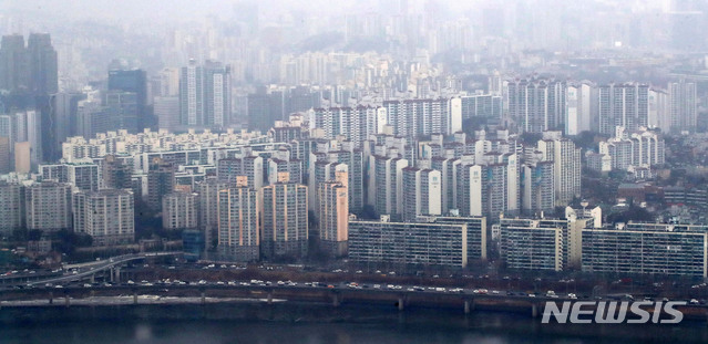 지금까지 이런 격차는 없었다…주택가격 양극화 역대 '최대'