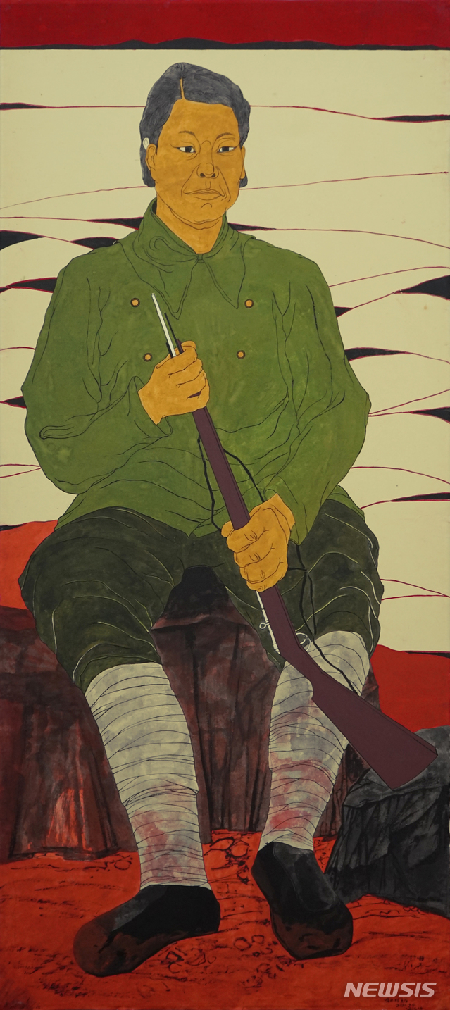 [서울=뉴시스] 윤석남, 박차정 초상 Portrait of PARK Cha-jeong, 2020, 한지 위에 분채 Color pigment on Hanji, 210x94cm