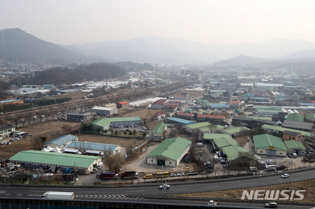 [하남=뉴시스]고범준 기자 = LH 직원들의 3기 신도시 투기 의혹을 조사하고 있는 정부 합동조사단이 1차 조사결과를 발표한 11일 오후 경기도 하남시 하남교산공공주택지구 모습이 보이고 있다. 2021.03.11. bjko@newsis.com