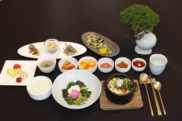 경원재 앰배서더 인천 '수라'의 '봄나물 비빔밥' *재판매 및 DB 금지