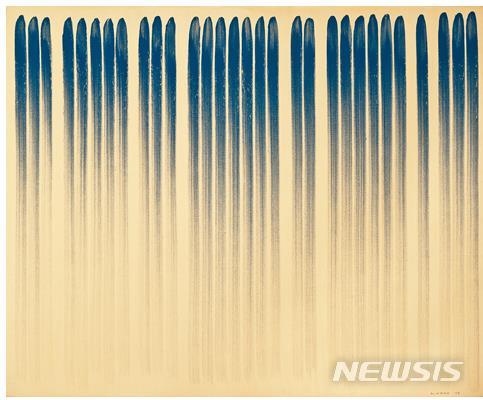 [서울=뉴시스] 이우환, From Line, oil and mineral pigment on canvas, 130X162cm(100), 1978, 추정가 14억~18억원