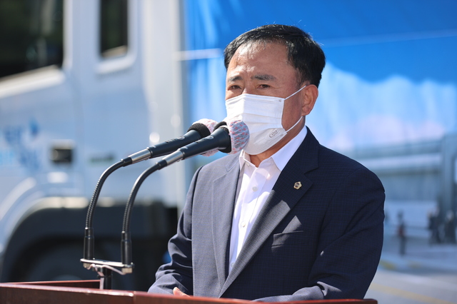 황보길 경남도의원이 26일 일본 후쿠시마 원전 방사능 오염수 방류에 대응하는 특별위원회 발족을 대표발의하고 있다 *재판매 및 DB 금지