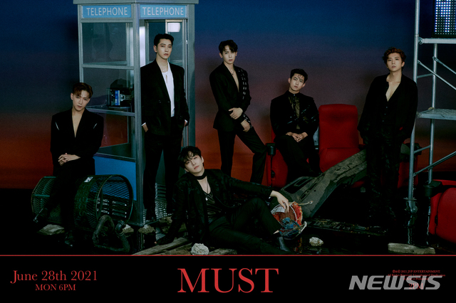 [서울=뉴시스]2PM 정규 7집 'MUST' 단체 티저. (사진 = JYP엔터테인먼트 제공) 2021.06.27.photo@newsis.com