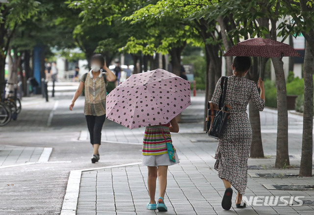 충북 대체로 흐리고 가끔 비…낮 최고 29~34도