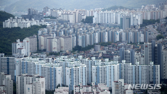 서울시, 여의도 한강변 아파트 재건축 '15층 제한' 폐지한다