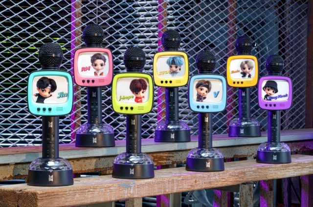 BTS Bluetooth microphones