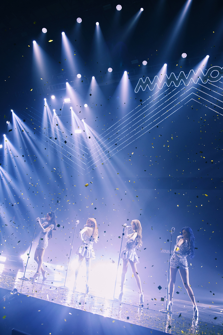 [서울=뉴시스]마마무 첫 온라인 콘서트 (사진 = RBW) 2021.8.29. photo@newsis.com