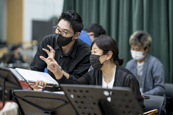 [서울=뉴시스] 국립창극단 '흥보전' 박승원 음악감독. 2021.09.14. (사진 = 국립극장 제공) photo@newsis.com