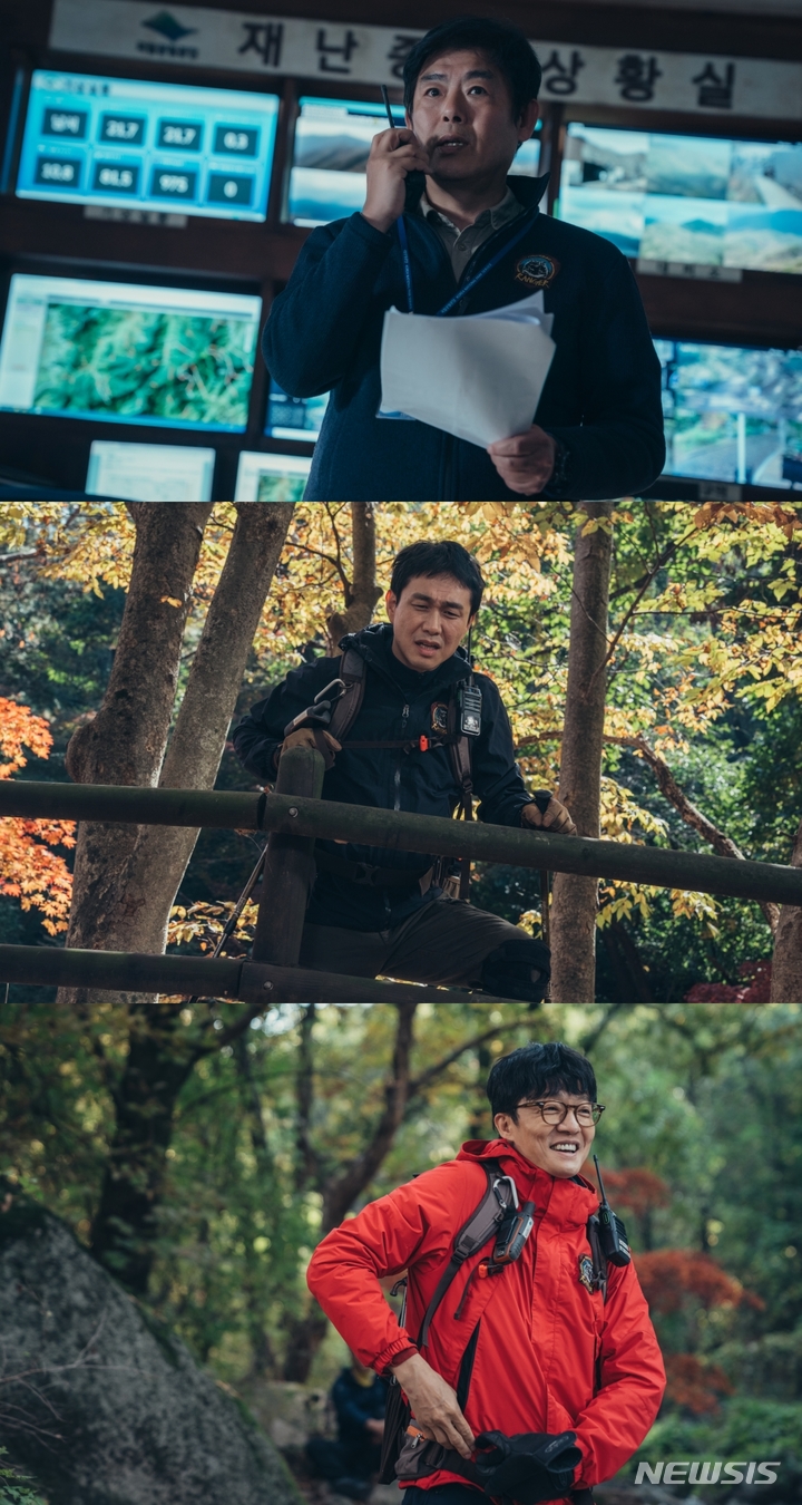 [서울=뉴시스]tvN'지리산'성동일, 오정세, 조한철.2021.10.06.(사진=에이스토리 제공) photo@newsis.com