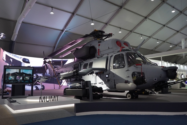 ADEX에서 최초 공개되는 실물기 규모의 상륙공격헬기와 유무인복합체계(MUM-T) (회전익존). *재판매 및 DB 금지