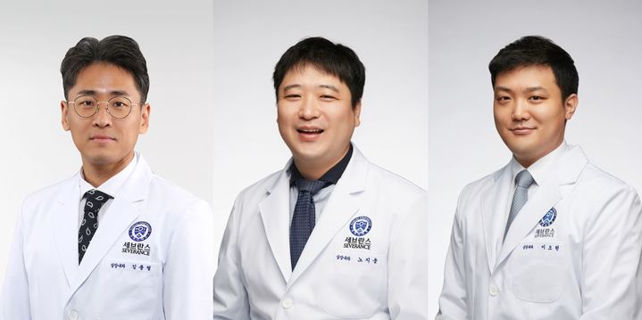 [서울=뉴시스] 용인세브란스병원 심장내과 김용철, 노지웅, 이오현 교수 (왼쪽부터) (사진=용인세브란스병원 제공) 2021.12.14. *재판매 및 DB 금지