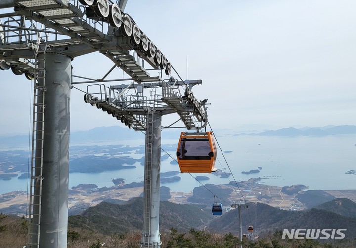 하동군, 금오산 케이블카 22일 오픈…길이 2556m