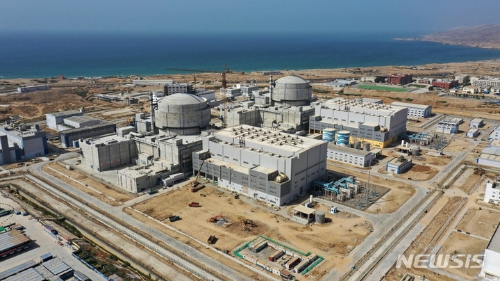 [카라치=신화/뉴시스] 파키스탄 카라치 원자력발전소 전경. 2022.04.21
