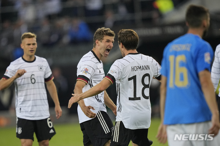 [묀헨글라트바흐=AP/뉴시스] 독일 축구대표팀. 2022.06.14.