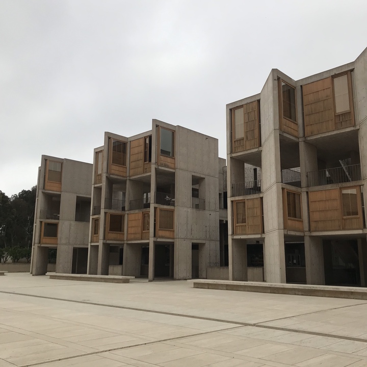 [사진=샌디에이고] 미국 샌디에이고에 위치한 솔크연구소. 세계적인 건축가 루이스 칸이 자기가 만족한 최초의 건물이라고 평가했다. [사진=뉴시스] 2022. 06.16 *재판매 및 DB 금지