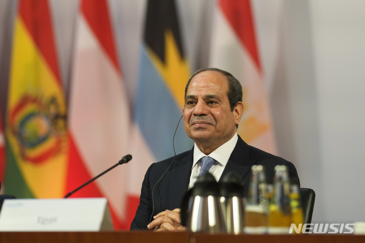[AP/뉴시스] 압델 파타 엘시시 이집트 대통령이 7월18일 베를린의 기후변화회의에서 연설하고 있다.