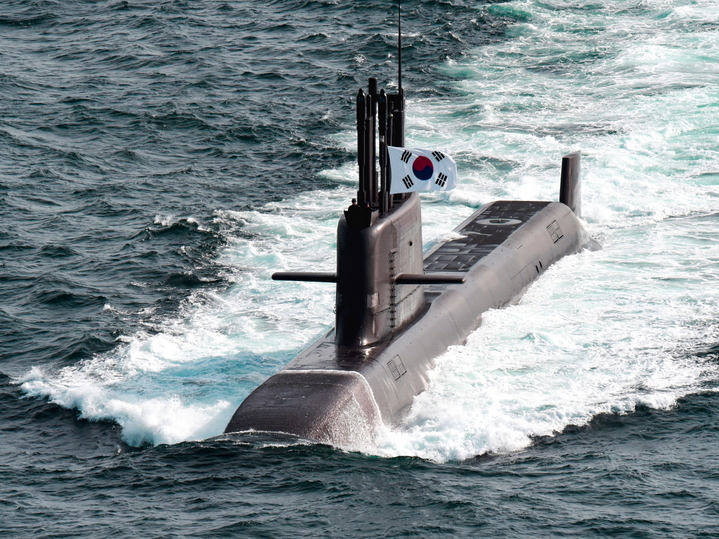 [서울=뉴시스]도산안창호함 잠수함 항해사진. 2022.07.29. (사진=해군 제공) *재판매 및 DB 금지