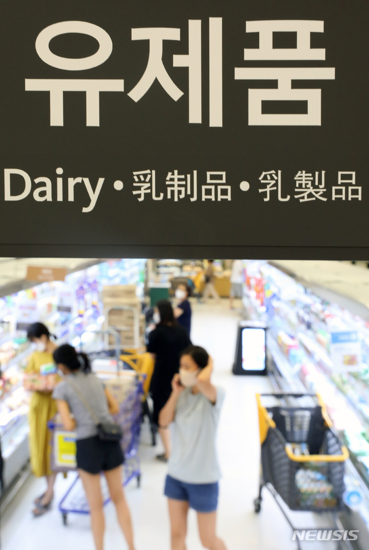 "뼈 튼튼" 3가지 생활습관…우유와 멸치, 그리고 '이것'